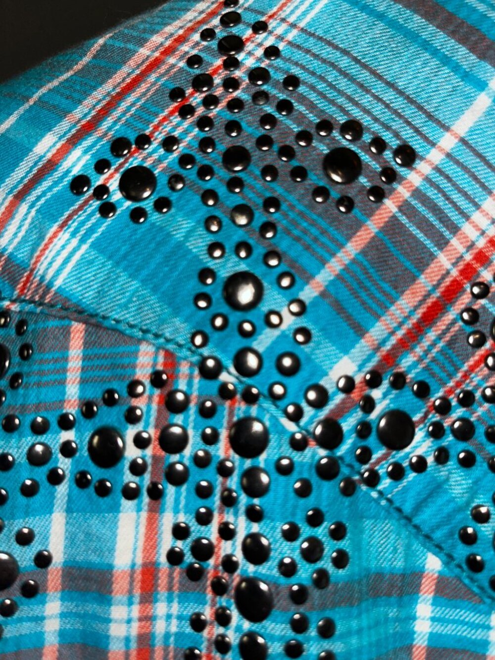 ARIART Turquoise Plaid Metal Studded CROSS DESIGN Western Pearl Snap Shirt - XL